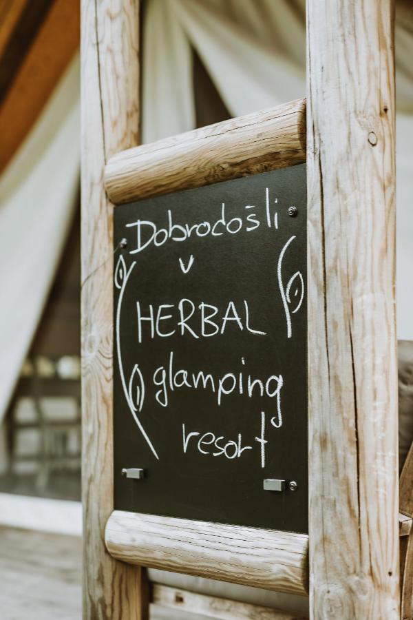 Herbal Glamping Resort Ljubno Kültér fotó