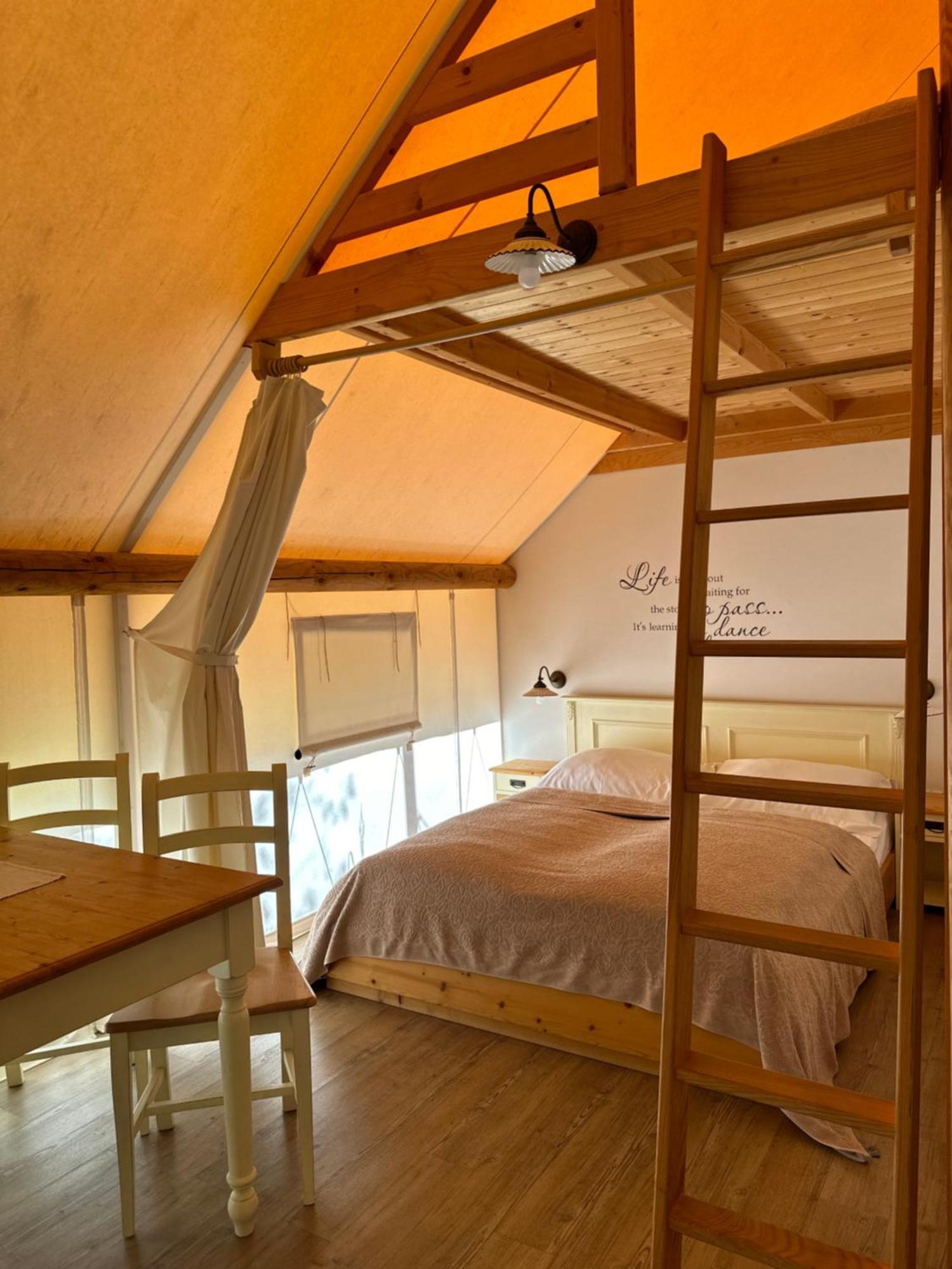 Herbal Glamping Resort Ljubno Kültér fotó