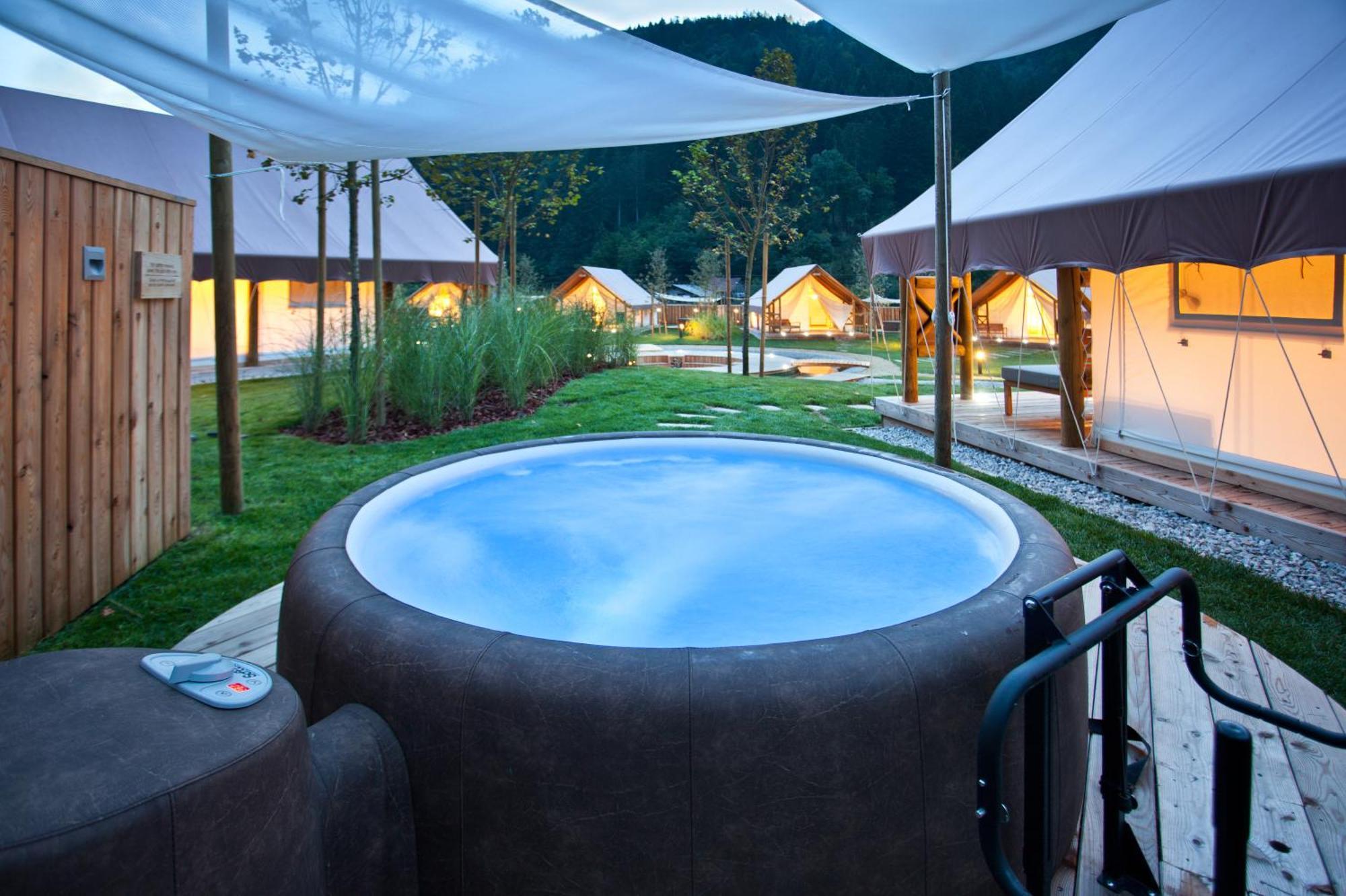 Herbal Glamping Resort Ljubno Kültér fotó